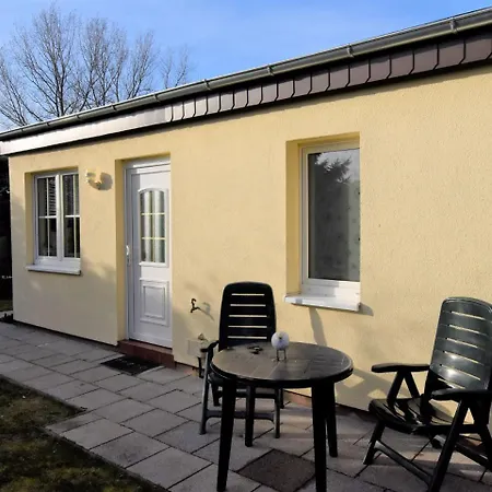 Modern Bungalow In Elmenhorst-lichtenhagen Near Sea *