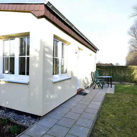 Ferienhaus Modern Bungalow In Elmenhorst-lichtenhagen Near Sea Kalkhorst
